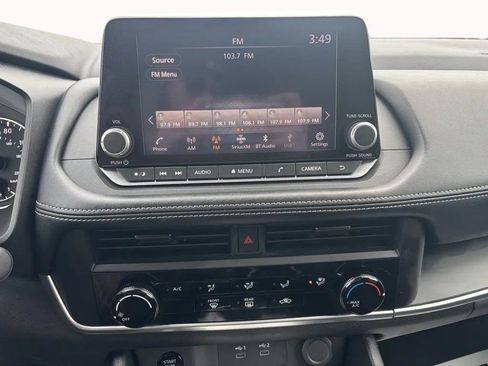 Used 2024 Nissan Rogue S image 14