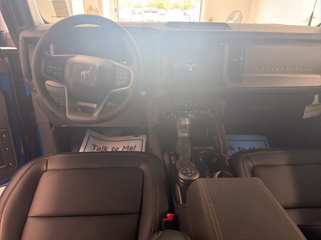 New 2026 Ford Bronco Badlands AWD/4WD image 15