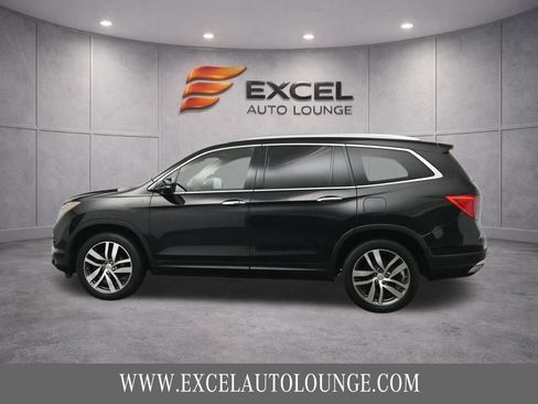 Used 2016 Honda Pilot Touring image 3