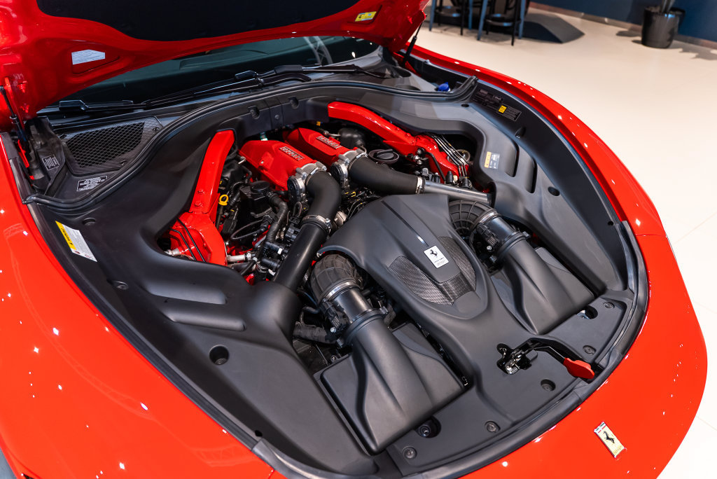 Certified 2021 Ferrari Roma RWD image 17