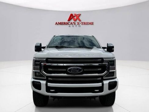 Used 2022 Ford F250 Platinum w/ FX4 Off-Road Package AWD/4WD image 9