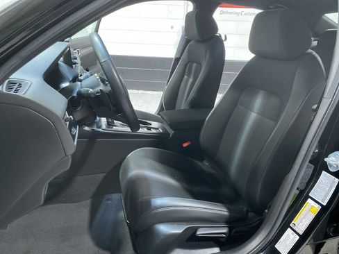 Used 2023 Honda Civic Sport image 11