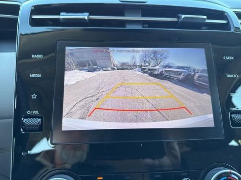Certified 2024 Hyundai Tucson SE image 14