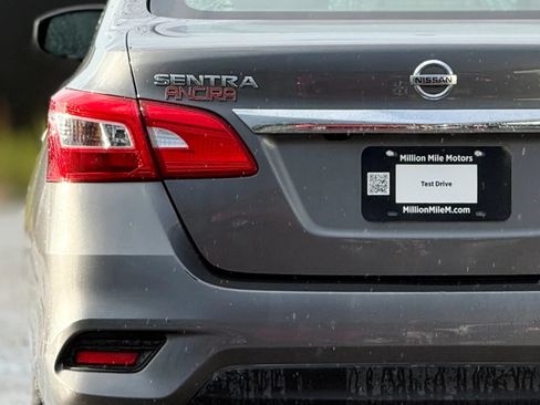 Used 2018 Nissan Sentra SV FWD image 13