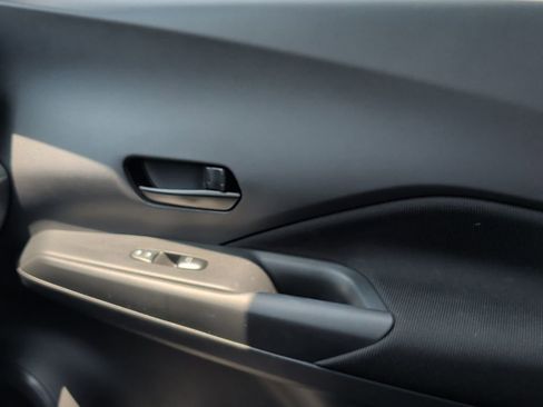Used 2025 Nissan Kicks Play S FWD image 11