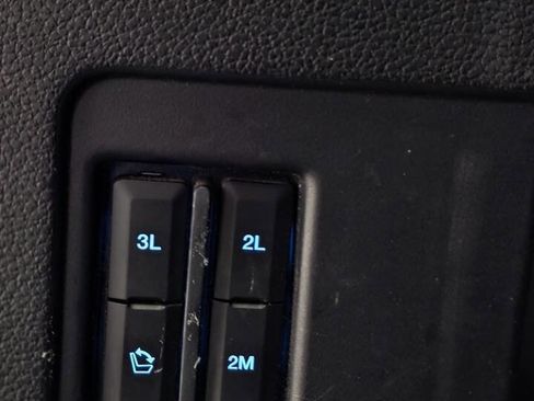 Used 2020 Ford Expedition Max XLT w/ Equipment Group 202A image 28