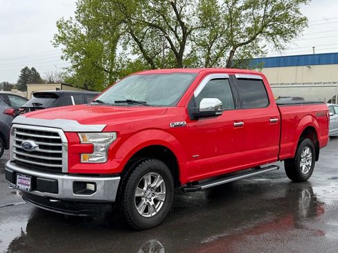 Used 2015 Ford F150 XLT w/ Equipment Group 302A Luxury AWD/4WD image 4
