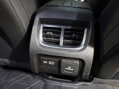 Used 2019 Chevrolet Blazer LT w/ Sound & Technology Package AWD/4WD image 20
