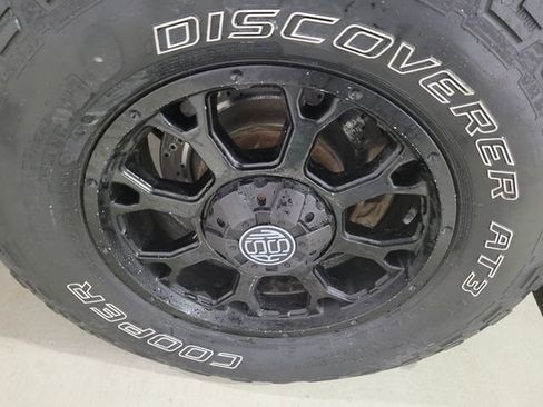 Used 2016 RAM 1500 Sport image 30