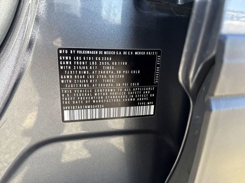 Used 2022 Volkswagen Tiguan S image 28