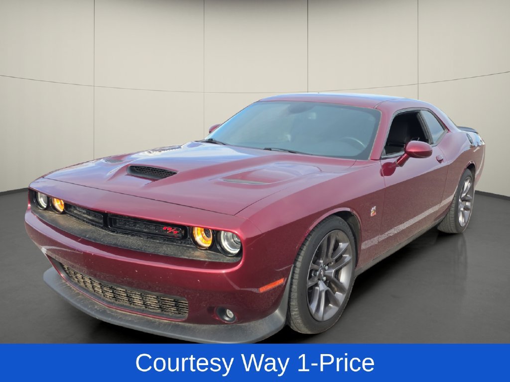 Used 2023 Dodge Challenger R/T Scat Pack RWD image 4