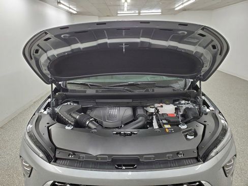 New 2026 Buick Enclave Avenir w/ Super Cruise Package image 9