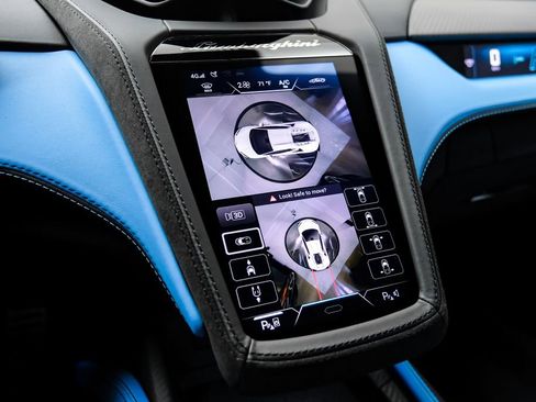 Used 2026 Lamborghini Temerario AWD/4WD image 23