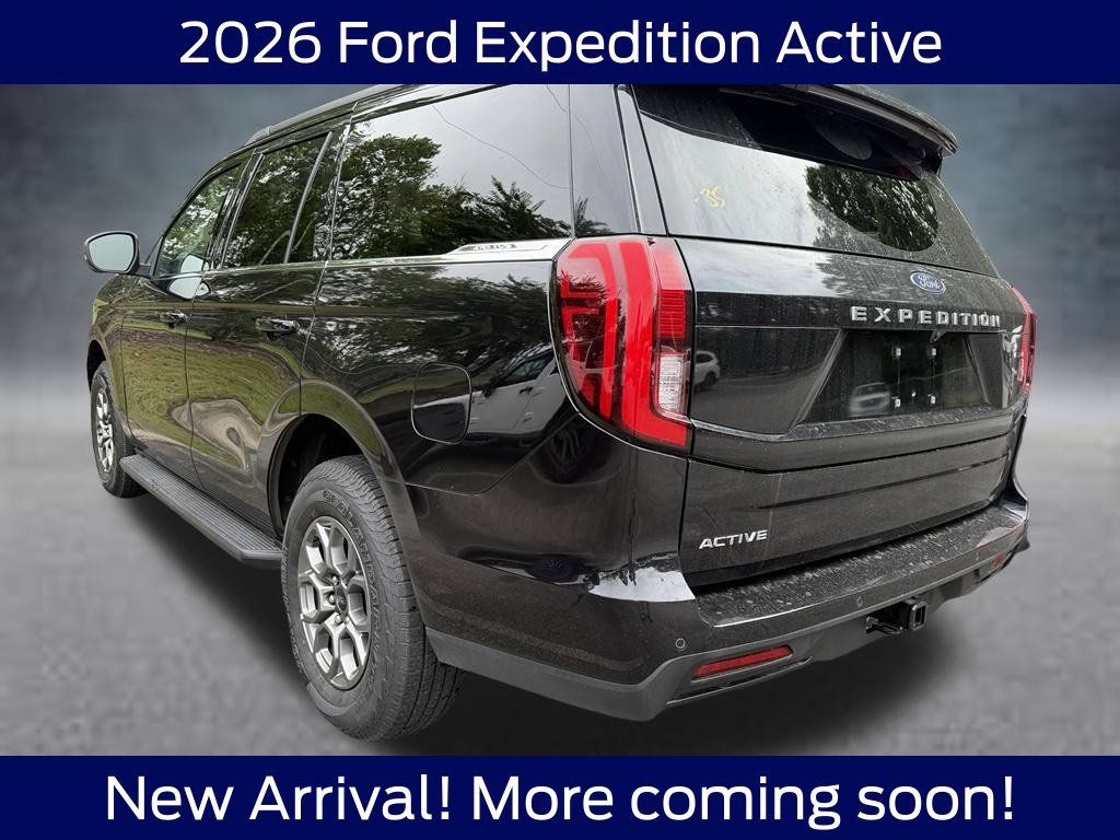 Used 2026 Ford Expedition Active AWD/4WD image 3