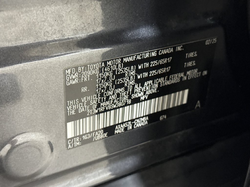 Used 2025 Toyota RAV4 XLE FWD image 27