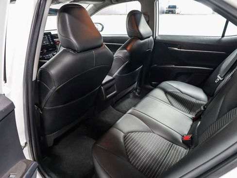 Certified 2022 Toyota Camry SE FWD image 19