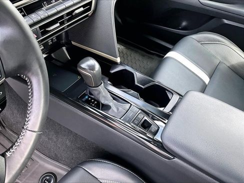 Used 2025 Toyota Camry SE w/ Multimedia Upgrade Package FWD image 15