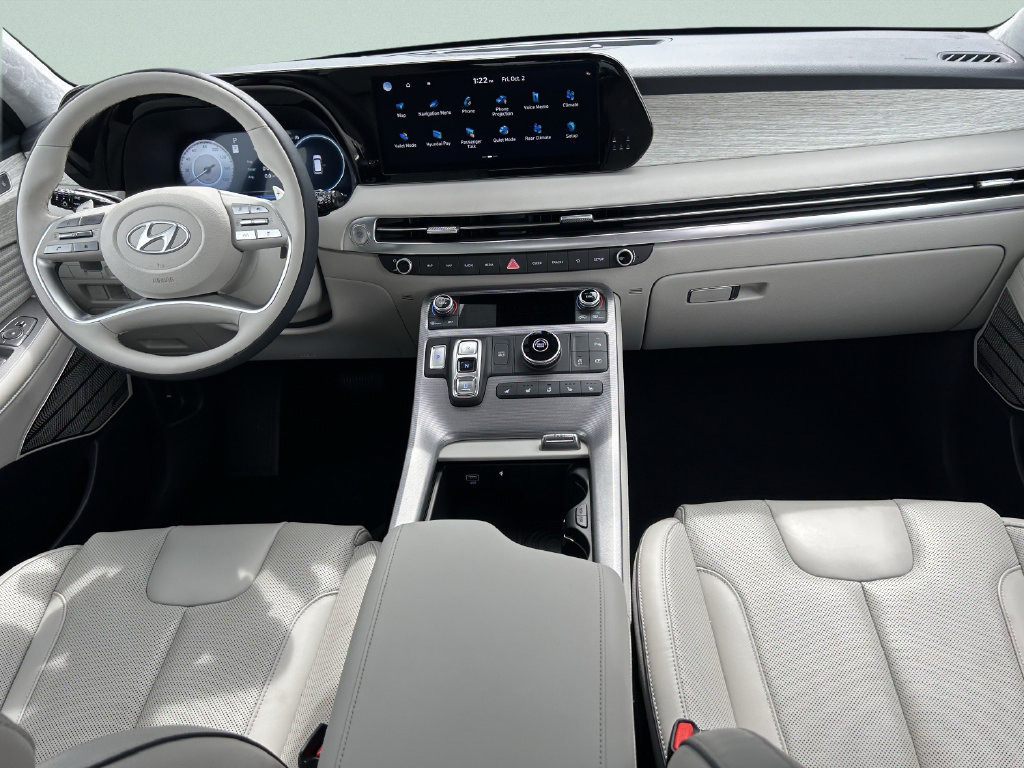 Certified 2024 Hyundai Palisade Calligraphy FWD image 18