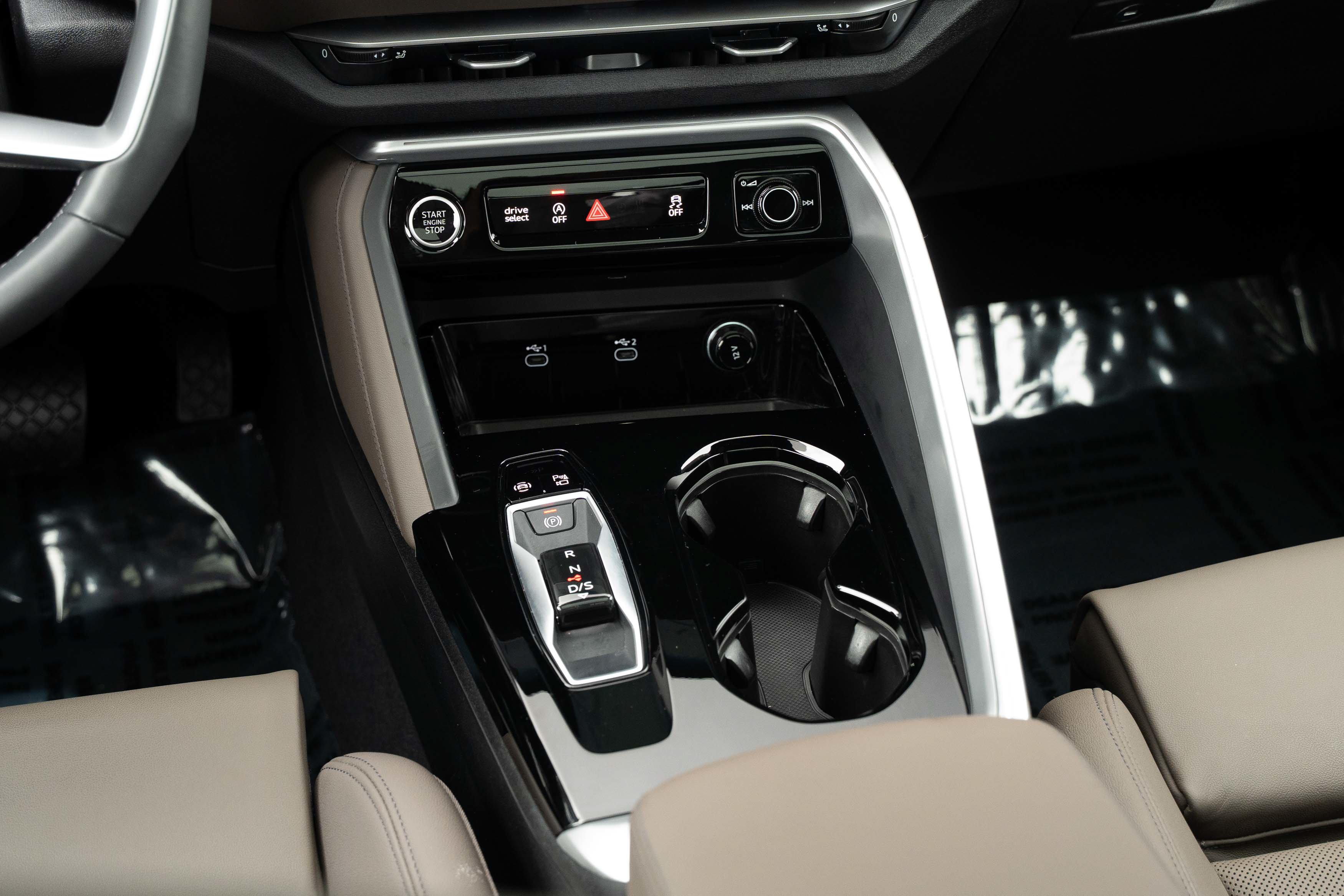 Certified 2025 Audi Q5 Premium Plus AWD/4WD image 11