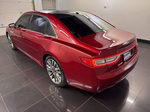 Used 2017 Lincoln Continental Reserve AWD/4WD image 4