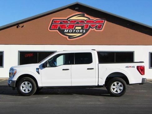 Used 2021 Ford F150 XLT w/ Equipment Group 301A Mid AWD/4WD image 4