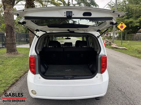 Used 2009 Scion xB FWD image 15