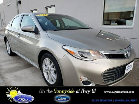 Used 2013 Toyota Avalon XLE image 1