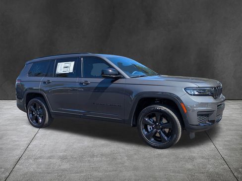 New 2025 Jeep Grand Cherokee L Laredo AWD/4WD image 2