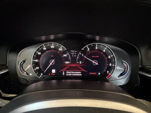 Used 2017 BMW 540i RWD image 23