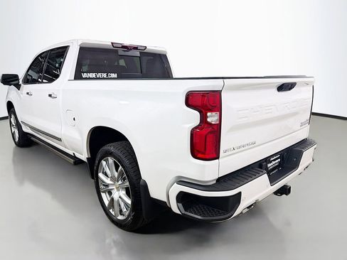 Used 2023 Chevrolet Silverado 1500 High Country w/ High Country Premium Package AWD/4WD image 7