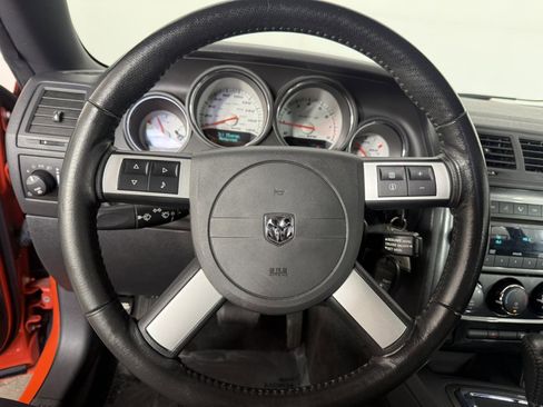 Used 2008 Dodge Challenger SRT8 RWD image 19