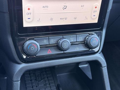 Used 2025 Ford Ranger XLT w/ Equipment Group 301A High image 26