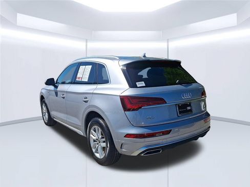 Certified 2023 Audi Q5 2.0T Premium w/ Convenience Package AWD/4WD image 5