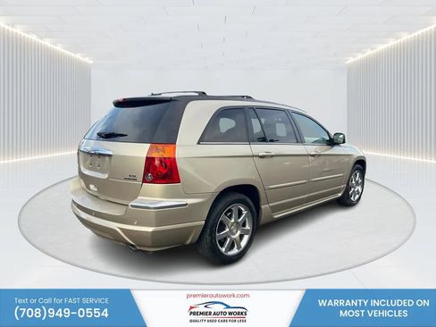 Used 2007 Chrysler Pacifica Limited AWD/4WD image 4