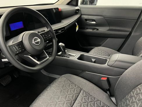 New 2026 Nissan Kicks SV w/ SV Premium Package image 15