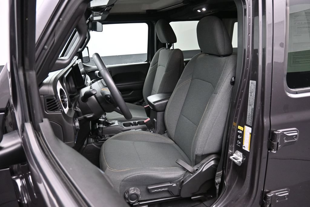 Used 2024 Jeep Wrangler Unlimited AWD/4WD image 20