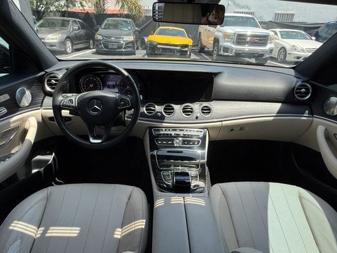 Used 2017 Mercedes-Benz E 300 4MATIC image 24