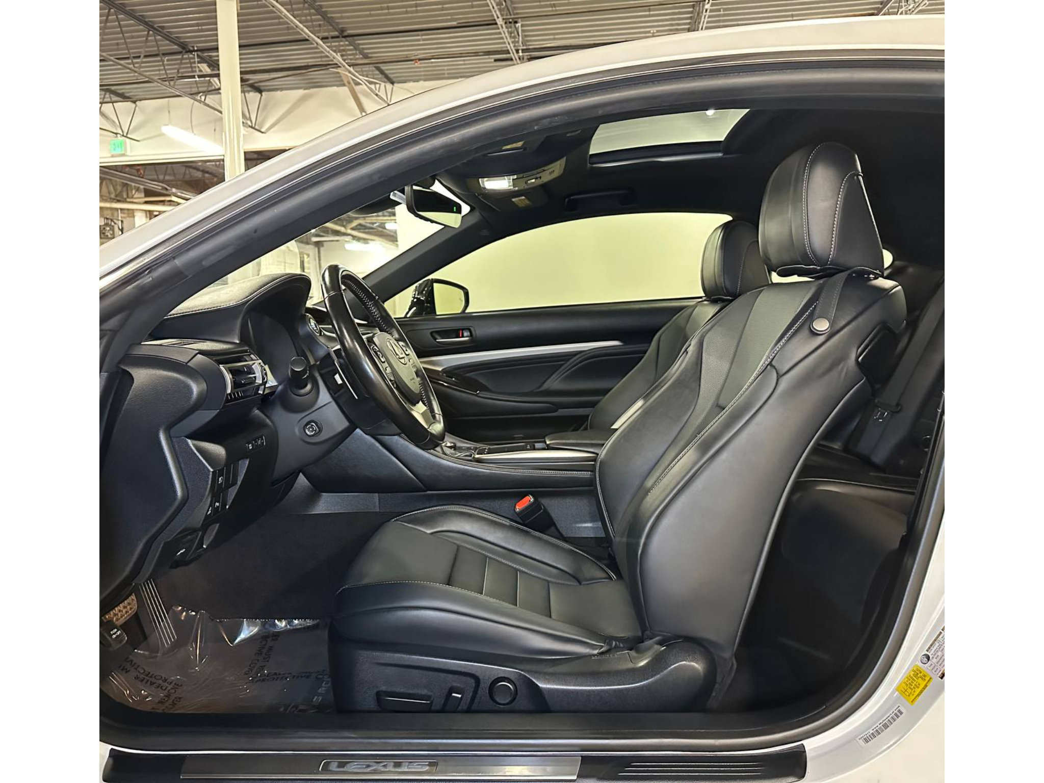 Used 2020 Lexus RC 350 w/ Premium Package RWD image 20