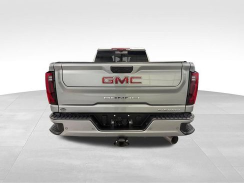 Used 2026 GMC Sierra 2500 Denali w/ Denali Reserve Package AWD/4WD image 6