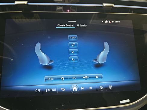 New 2026 Mercedes-Benz E 450 4MATIC Sedan image 22