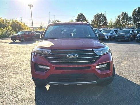Certified 2023 Ford Explorer XLT w/ Equipment Group 202A image 31