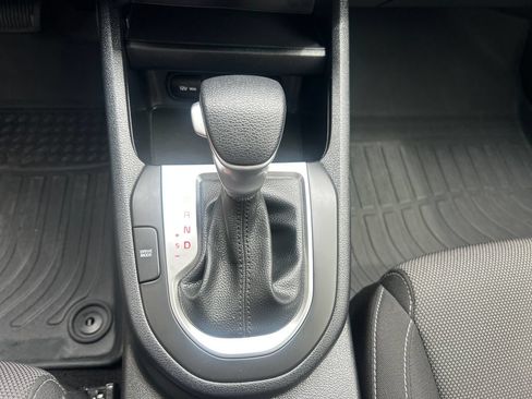 Used 2024 Kia Forte LXS FWD image 21