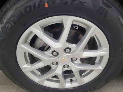 Used 2023 Chevrolet Equinox LT FWD image 31