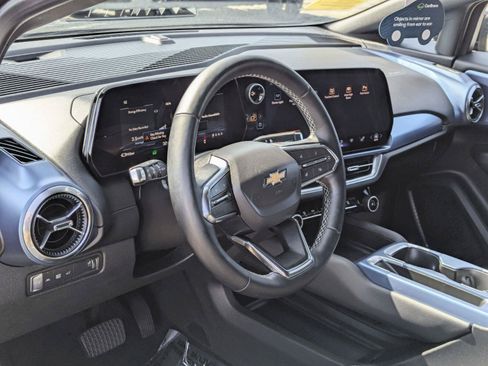 Certified 2024 Chevrolet Equinox EV LT FWD image 7