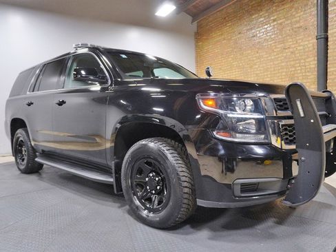 Used 2019 Chevrolet Tahoe 4WD w/ Remote Keyless Entry Package image 5