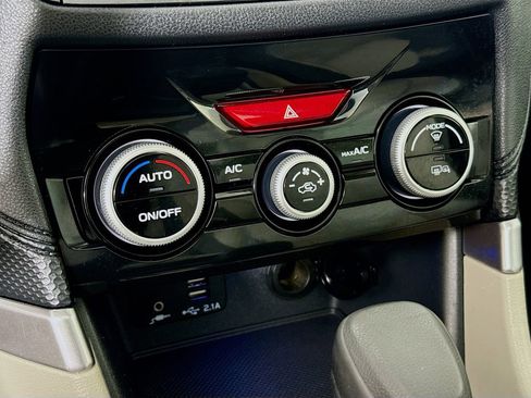 Used 2020 Subaru Forester Premium image 15