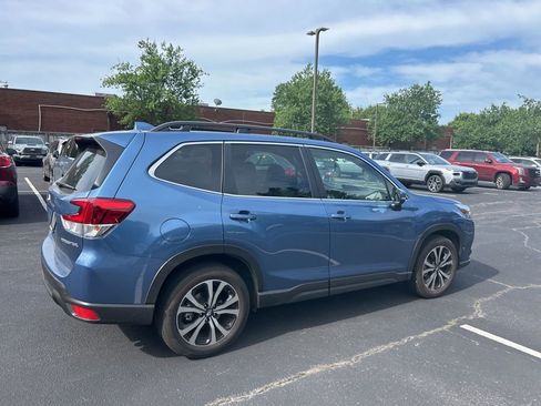 Used 2022 Subaru Forester Limited AWD/4WD image 3