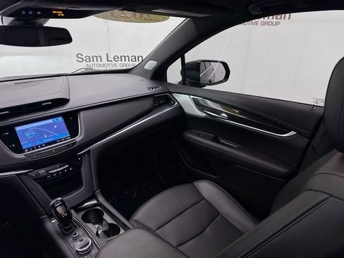 Used 2021 Cadillac XT5 Premium Luxury image 26