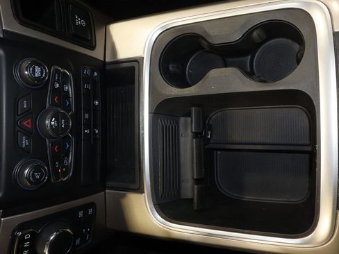 Used 2017 RAM 1500 Big Horn AWD/4WD image 9