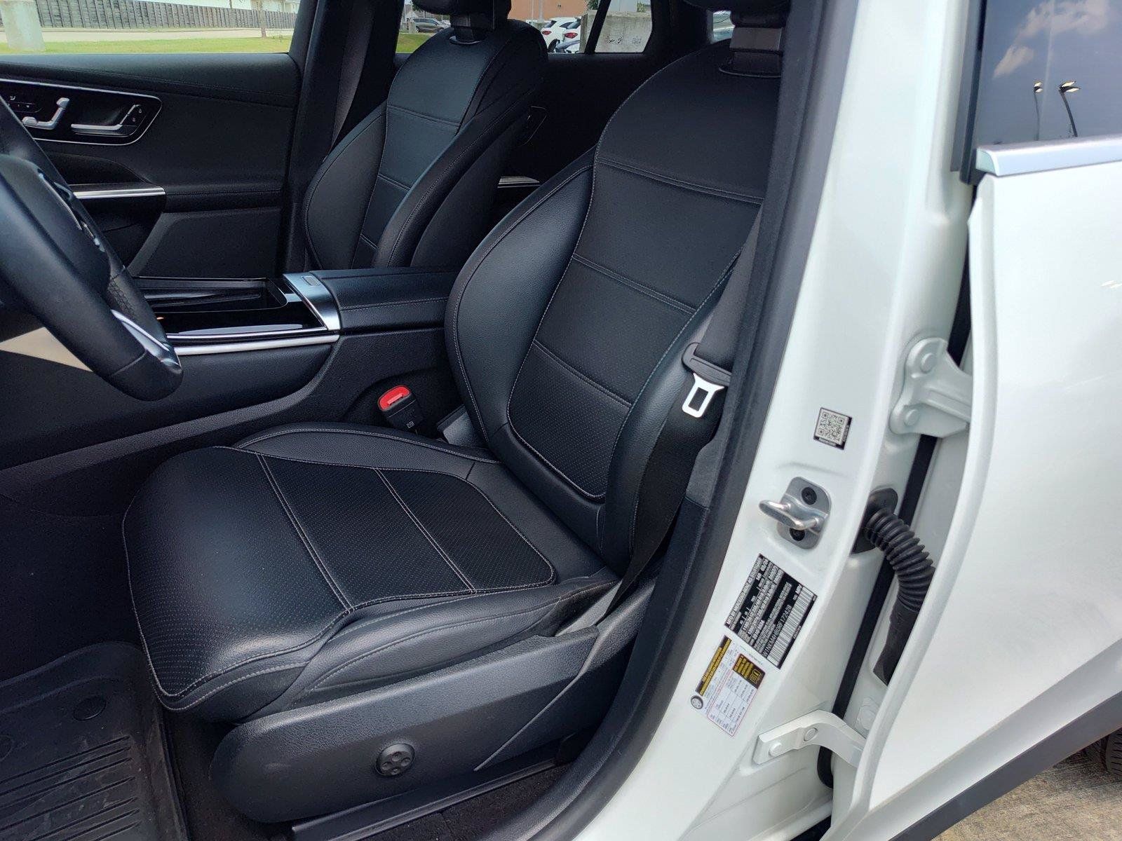 Certified 2024 Mercedes-Benz GLC 300 4MATIC image 17